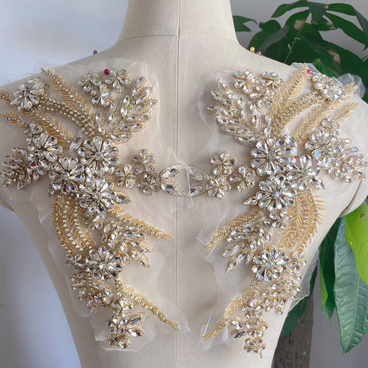 1 Par de Flores de Cristal Cos - Wedding Dress Supply reseña y precio