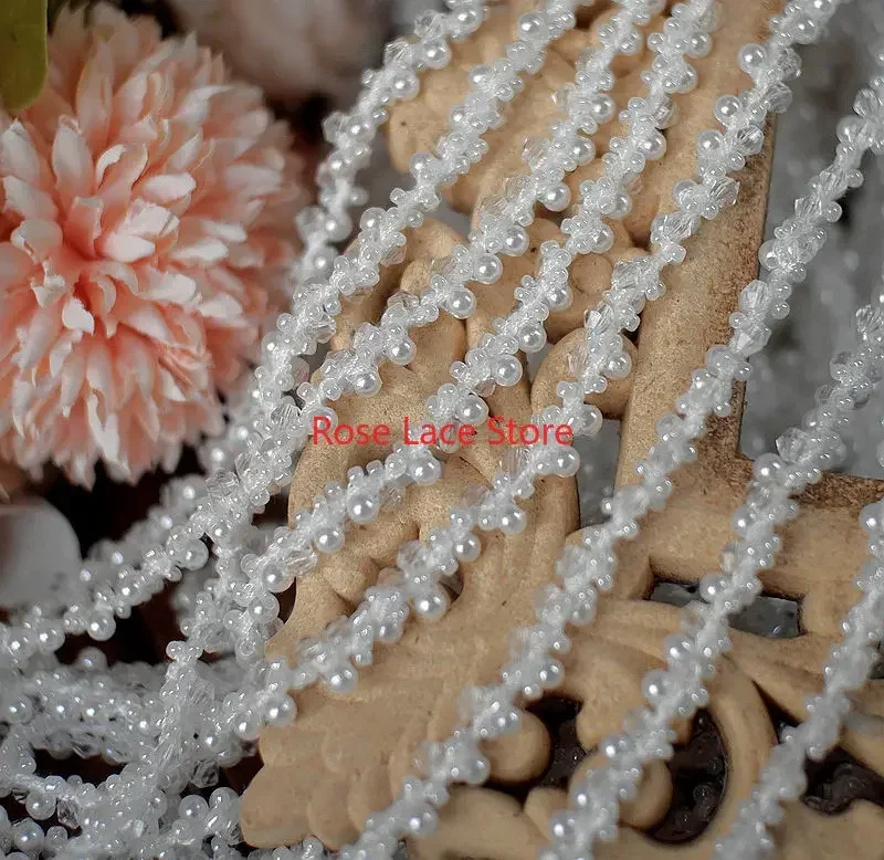 Adorno de encaje de perlas de  - Bridal Sash Ribbon reseña y precio